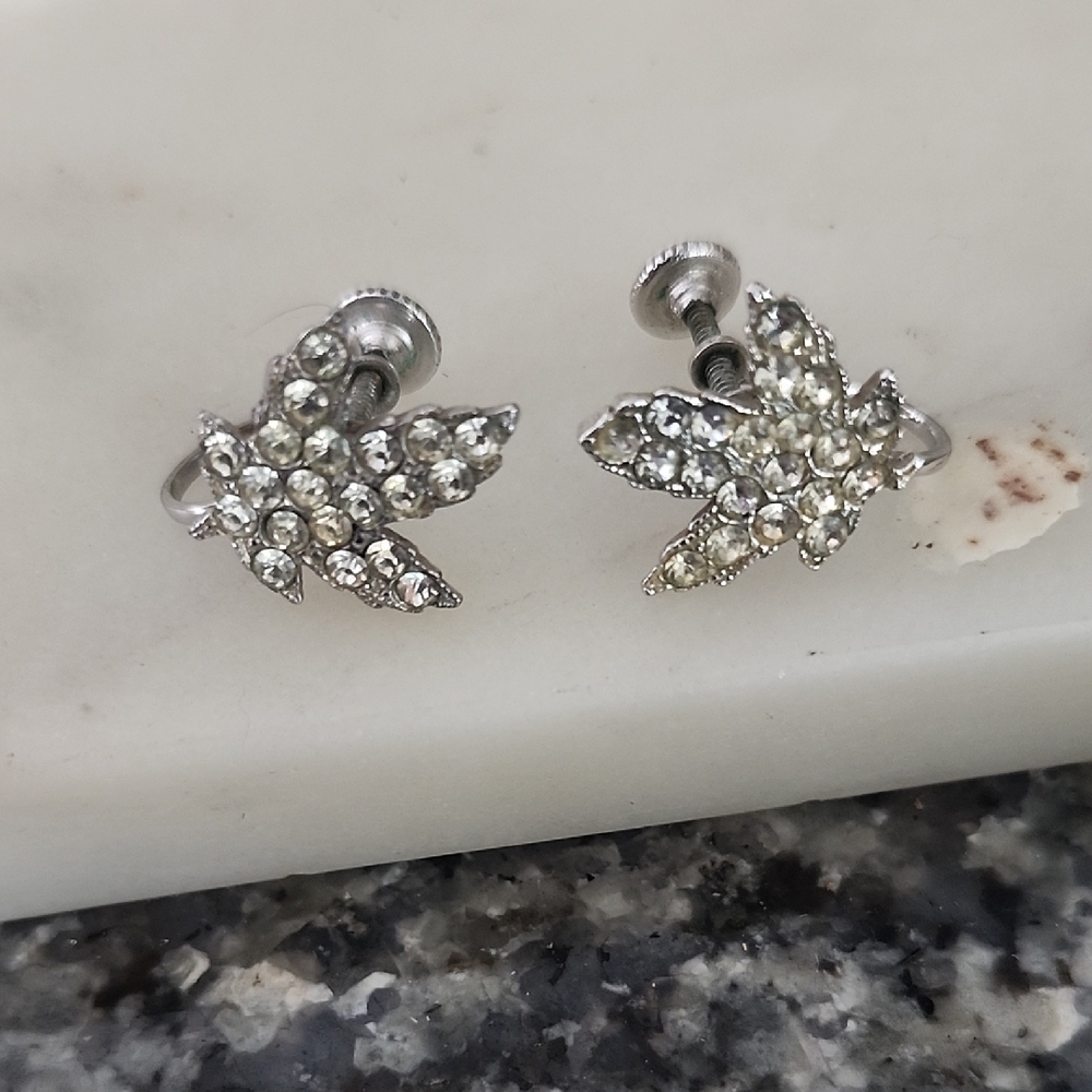 BMC Leaf Rhinestone Screw Back Vintage Earrings